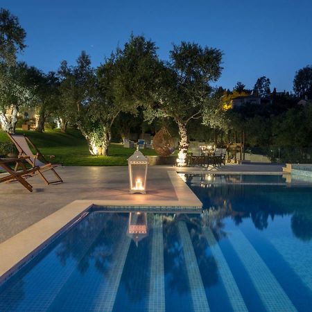 Golden July Luxury Villa Akrotiri  エクステリア 写真