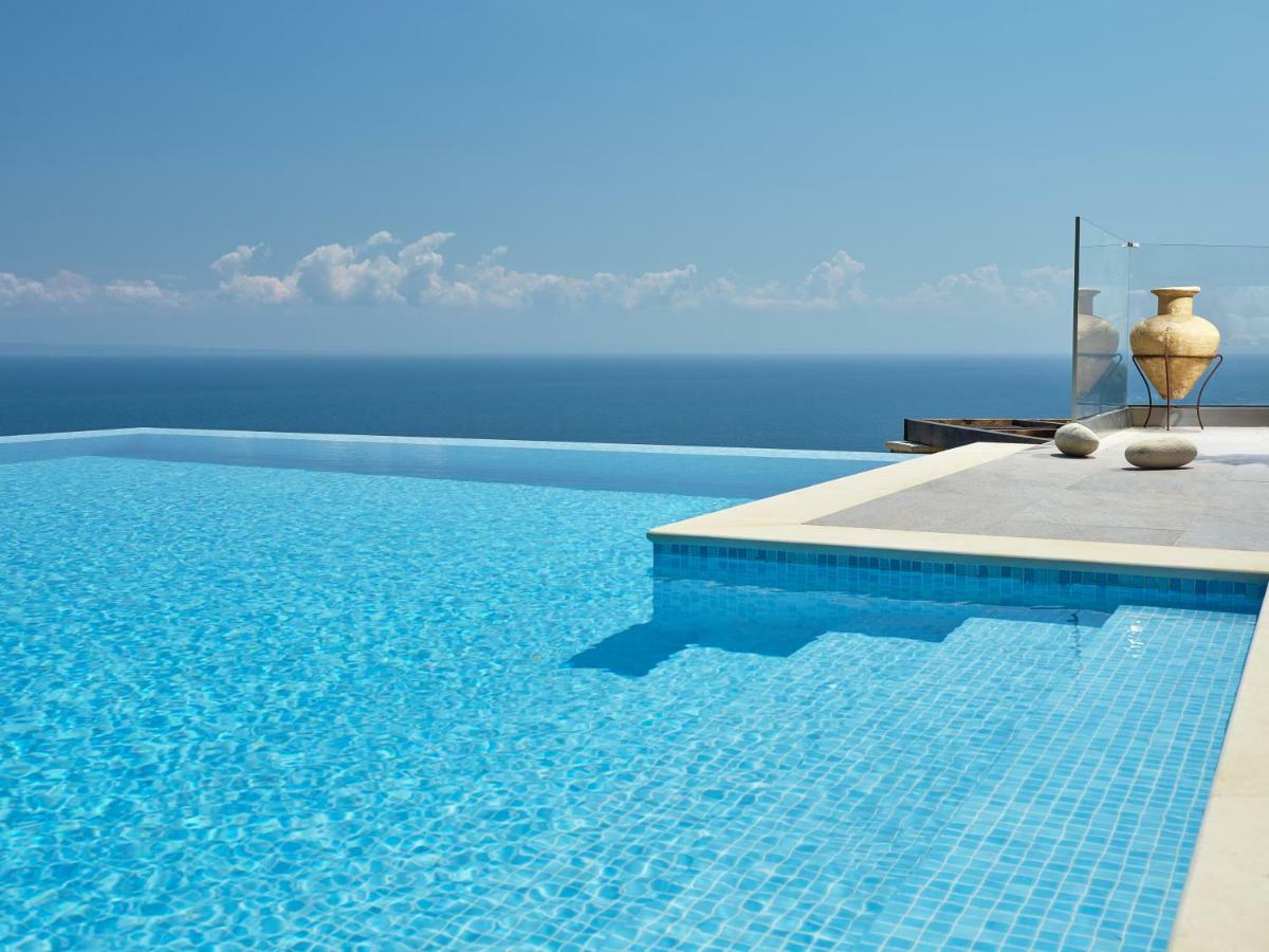 Golden July Luxury Villa Akrotiri  エクステリア 写真