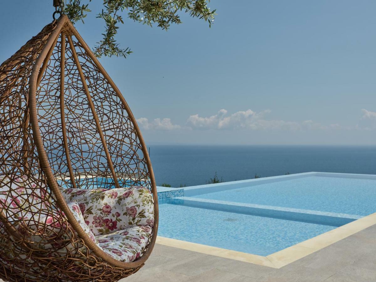 Golden July Luxury Villa Akrotiri  エクステリア 写真