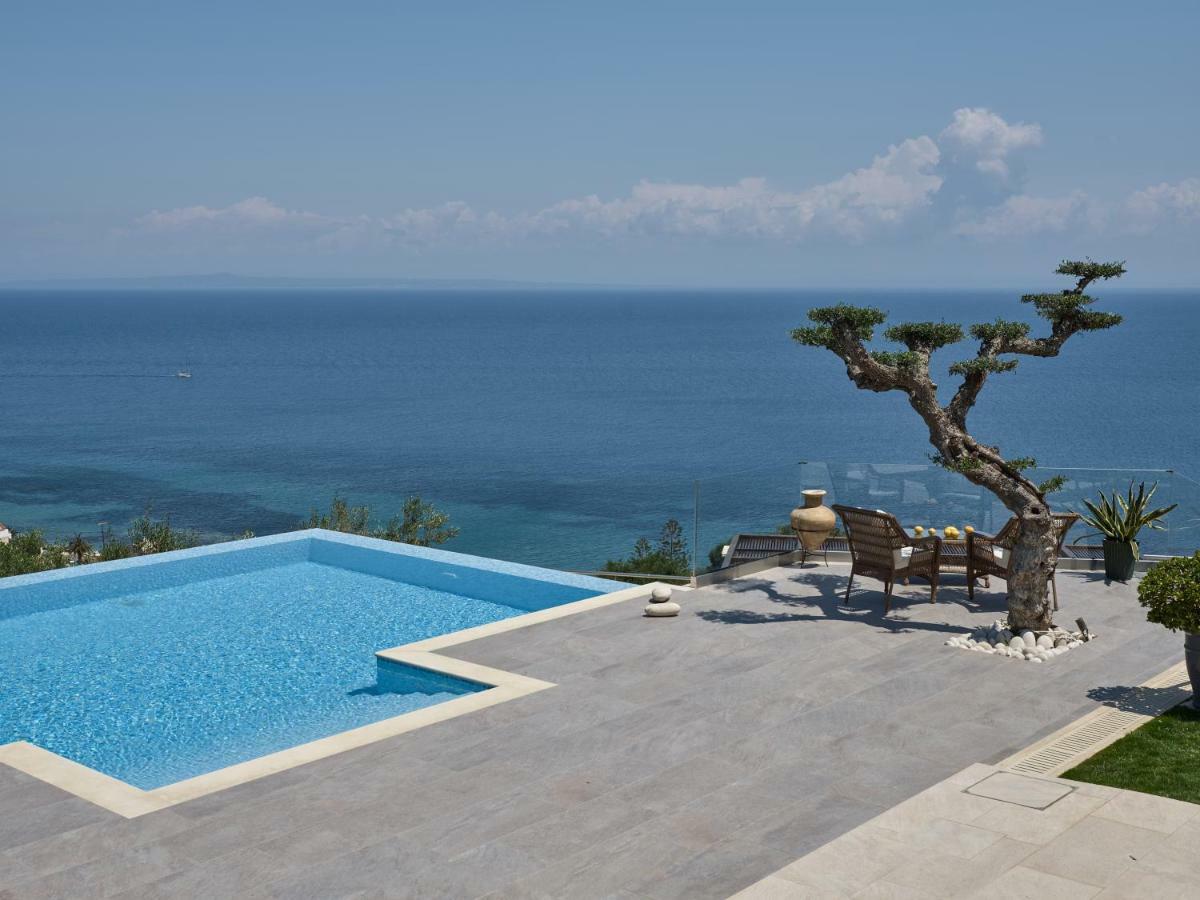Golden July Luxury Villa Akrotiri  エクステリア 写真
